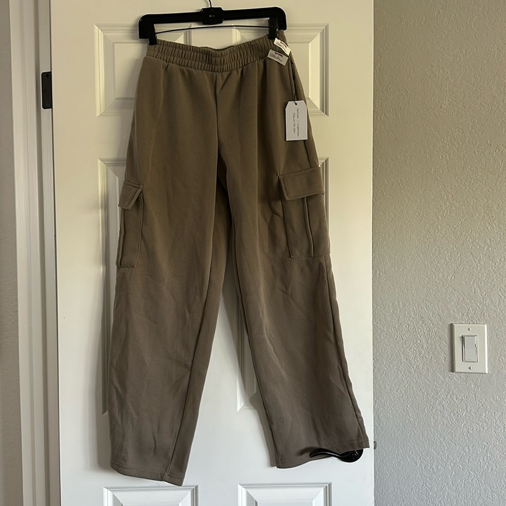 NWT hoodie sweat set with cargo pants style bottoms